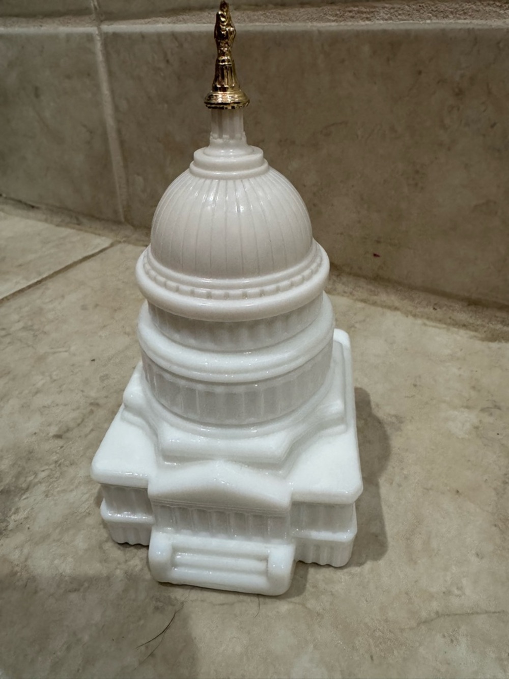 Avon The Capitol After Shave Container